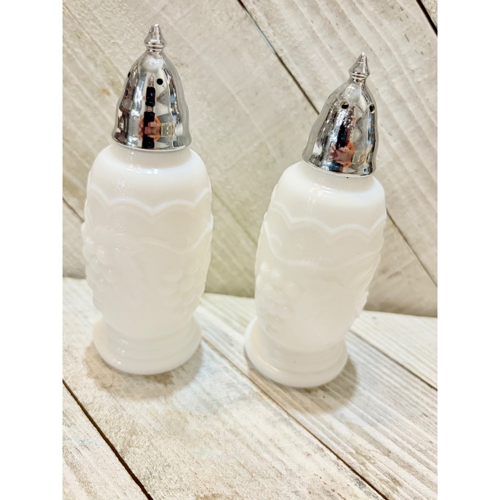 Vintage Milk Glass Salt and Pepper Shakers‎ Grape Harvest Pattern White